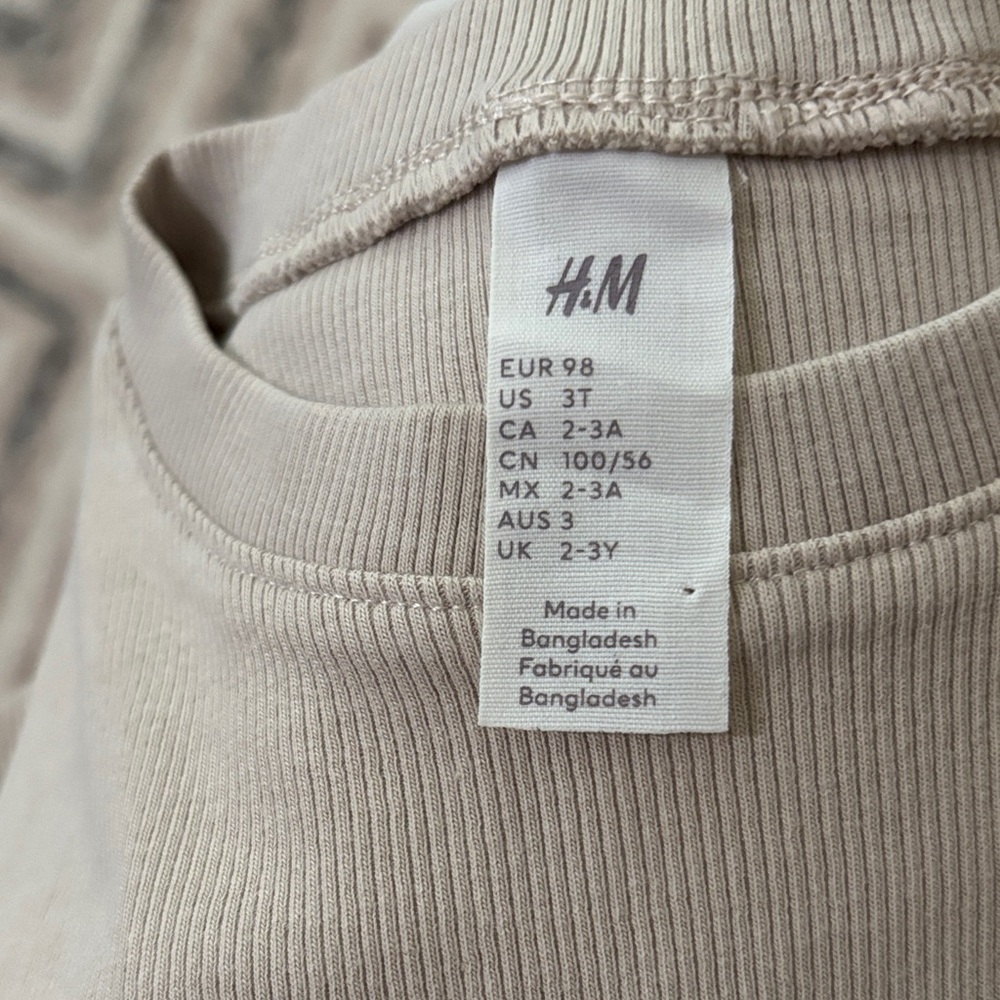 H&M Light Beige Ribbed Top - Picture 2 of 2
